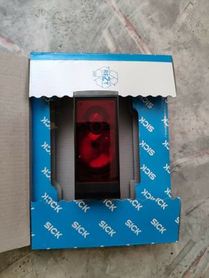 SICK DS60-P21211 工業用縫製機のサーボモーター