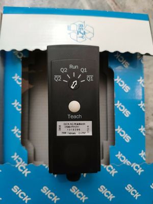SICK DS60-P21211 工業用縫製機のサーボモーター