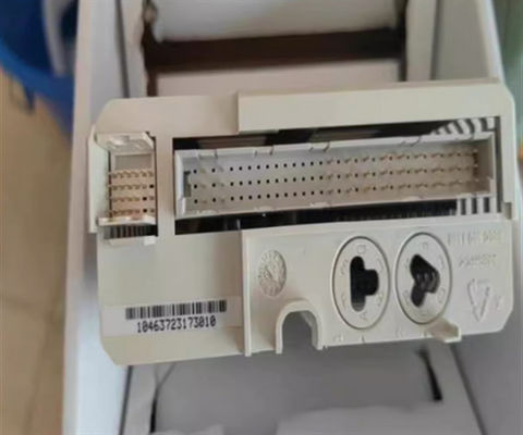 ABB AI890 3BSC690071R1 AI890 アナログ冗長電源モジュール
