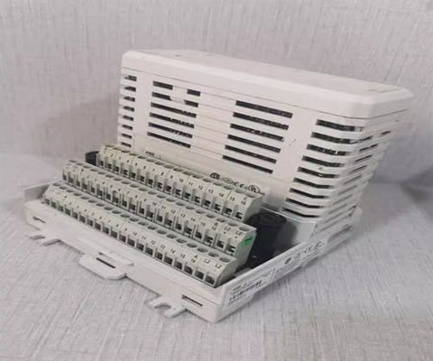 ABB AI893 3BSC690141R1 アナログ入力モジュール 冗長な電源モジュール