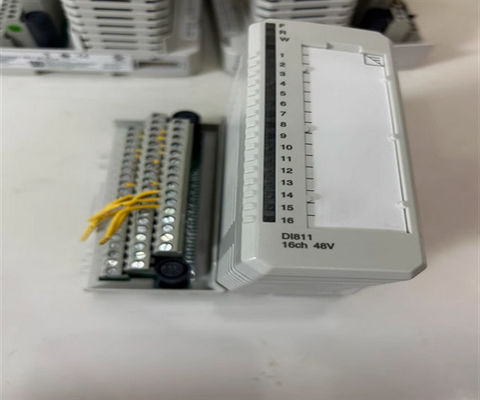 ABB DI811 3BSE008552R1 PR:C PLC モジュール DI 811 S800 デジタル入力 48V 48V