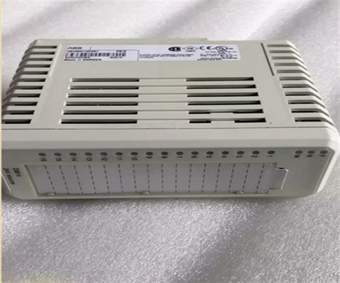 ABB DI811 3BSE008552R1 PR:C PLC モジュール DI 811 S800 デジタル入力 48V 48V