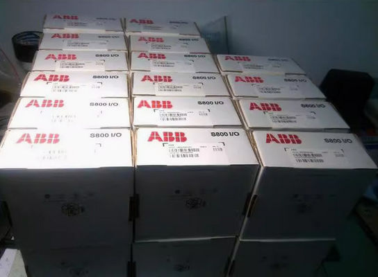 ABB DO815 デジタル出力モジュール S800 I/O モジュール 3BSE013258R