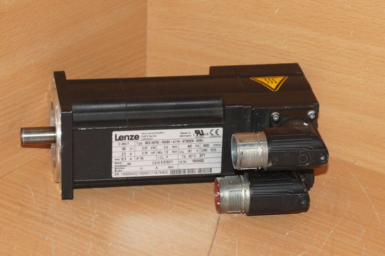 Lenze MCS 06F60-RS0B0-A11N-ST5S00N-R0SU 同期サーボモーター