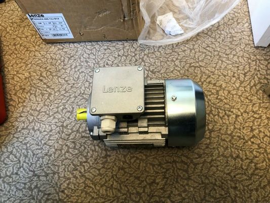 LENZE MDERAXX-080-13J 定電流1.5A インダストリアル・サーボドライブ