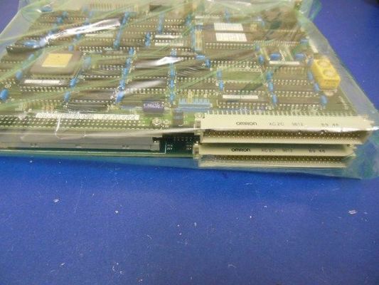 オムロン 3G8B3-CL001 自動機械用のシャフトサーボモーター