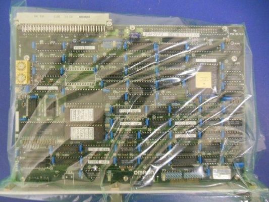 オムロン 3G8B3-CL001 自動機械用のシャフトサーボモーター