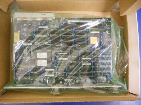 オムロン 3G8B3-CL001 自動機械用のシャフトサーボモーター