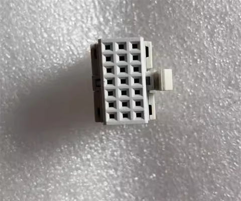 ABB TB807 3BSE008538R1 S800 I/O モジュールバスターミネーター