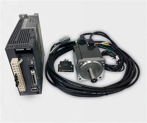 HC-UFS202 三?? サーボモーター ACサーボアンプ