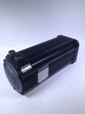 AB 1326AB-A530E-21 高精度アプリケーションのためのACサーボモーター
