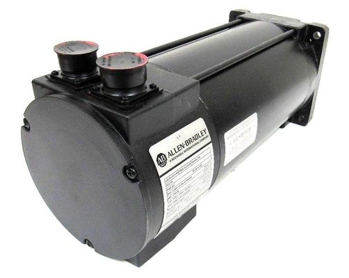 最適な性能のためにAB 1326AB-B2C-11 トークプラスシリーズACサーボモーターにアップグレード