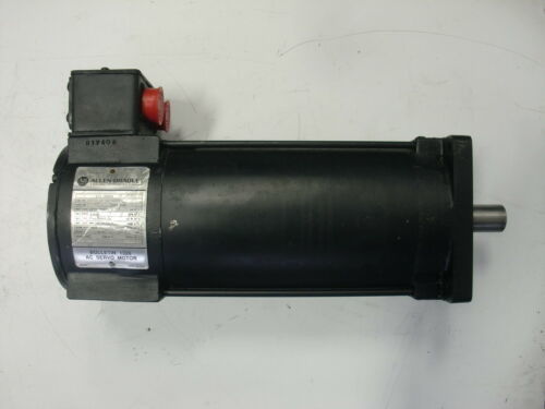 AB 1326AB-B2E-11-3396C SERV MTR, 102-IN-LB, 3000R シール付き