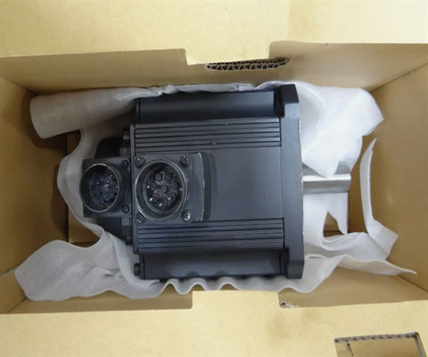 Mitsubishi HC-SFS153 サーボモーター 8.6A 131V 3000RPM 1.5KW NEW