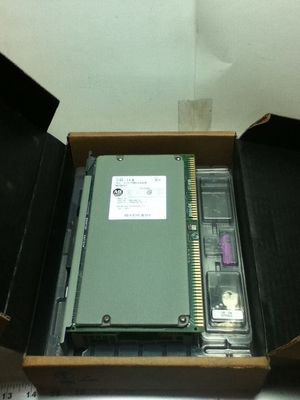 アレン・ブラッドリー 1785-LTB クラシック 1785 PLC5 プログラム可能なコントローラ