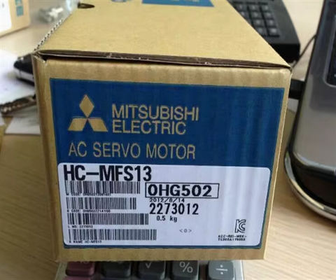 三?? HC-KFS053D ACサーボモーター 3AC 51V 0.9A 3000R/MIN NEW
