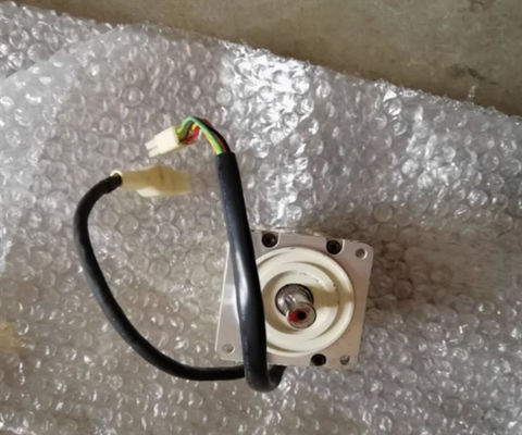 Mitsubishi HC-MFS053G1 ACサーボモーター 3AC 0.9A 60V 3000RPM NEW