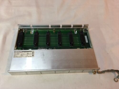 アレン・ブラッドリー 2093-PRS5 キネティックス 2000 サーボパワーレール 5 スロット
