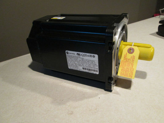 アレン・ブラッドリー MPM-B1651C-MJ72AA MPMシリーズ MPM 480V AC回転サーボモーター
