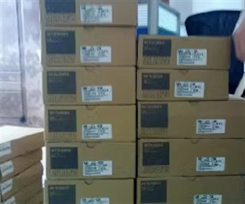 Mitsubishi サーボモーター HF-KP43 AC サーボアンプ