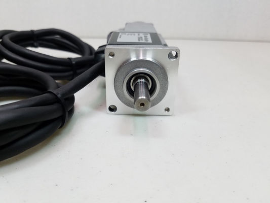 アレン・ブラッドリー TLY-A130T-HK64AA TL-シリーズ TLY 240V AC回転サーボモーター