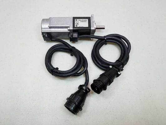 アレン・ブラッドリー TLY-A130T-HK64AA TL-シリーズ TLY 240V AC回転サーボモーター