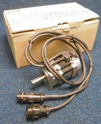 アレン・ブラッドリー TLY-A220T-HJ62AN TL-シリーズ TLY 240V AC回転サーボモーター