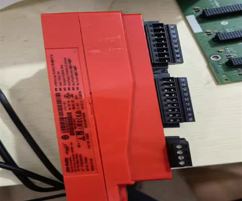 アレン・ブラッドリー 1791ES-IB8XOBV4 PLC/プログラム可能な論理コントローラ