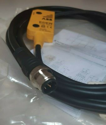 ABB 2TLA020051R0200 補助コンタクトコア S200シリーズ断路器