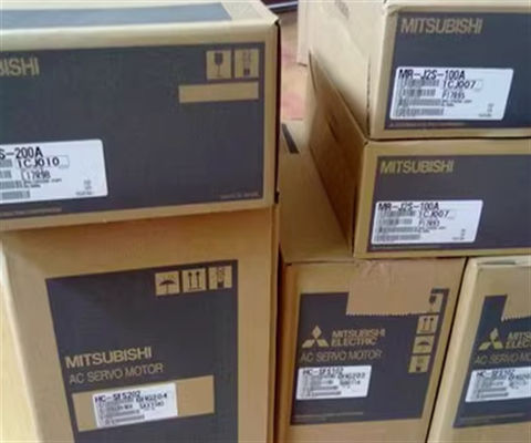 Mitsubishi サーボモーター HC-SFS702 AC ブラシレス回転サーボモーター
