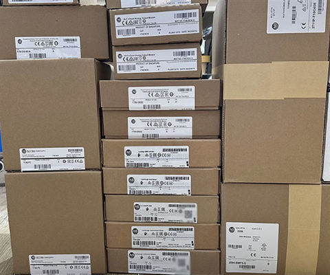 アレン・ブラッドリー 1756-L83EP ControlLogix 5580E プロセスのコントローラ 10 MB のユーザーメモリ