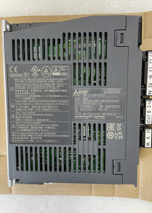 MR-J4-20B-RJ020三菱200Wのサーボ モーター ドライブ3PH 170V 0-360Hz三菱