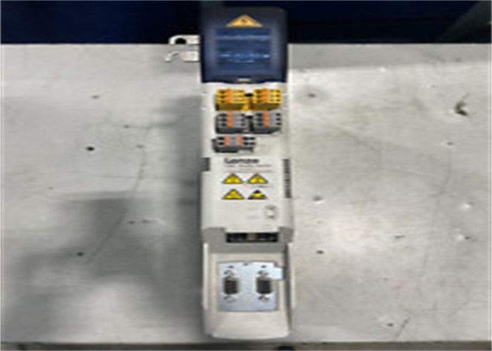 Lenze E70ACMSE0104SA2ETRの倍インバーターは565 VDC電圧を入れた