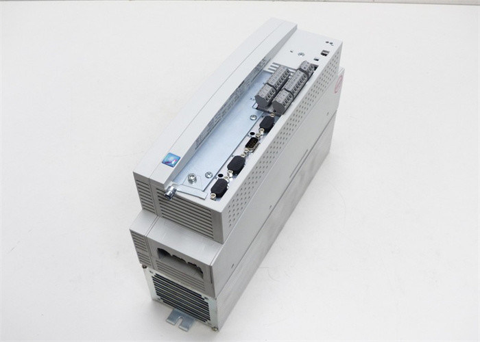 Lenze EVS9324-ESのサーボ コントローラー9300のシリーズ400/480 VAC 3.0 KW （4 HP）