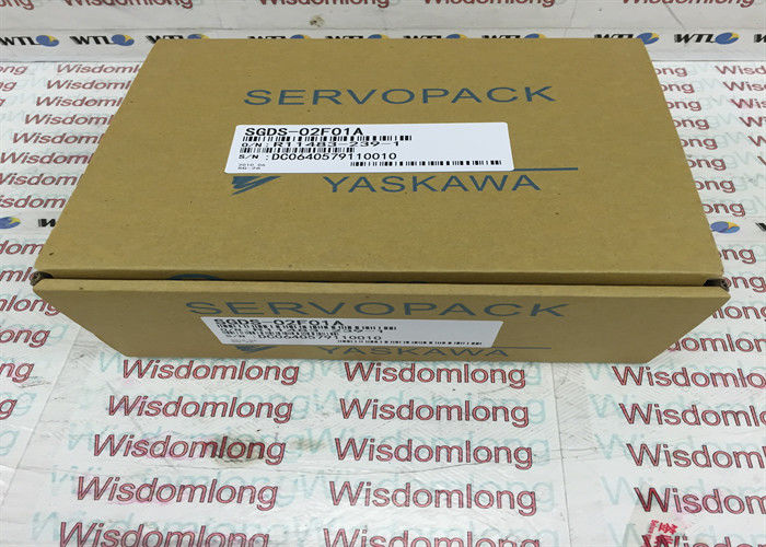 Yasakawa SGDS-02F01A ACサーボ モーター ドライブ1段階2.4 AMP 200V 200のワット0.27 HP