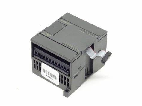 6ES7223-1PH22-0AX0 Siemens SIMATIC S7-200、デジタル入力/出力EM 223 8つのディディミアム24ボルトDC