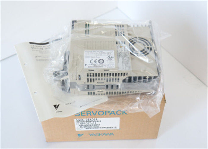 リニア モーターYASKAWA SGLFM-35540AC 0W 0N/M 0V 0Aの新しい原物