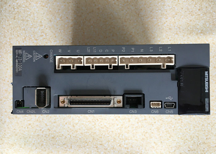 三菱サーボ アンプMR-J3-100A MR-J3シリーズ新しい産業ACサーボ ドライブ