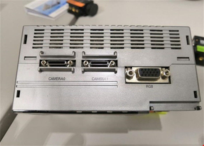 Omron ZFX-C25光電センサー2-CAMERAのコントローラーPNP 	PLCのプログラム可能な論理のコントローラー