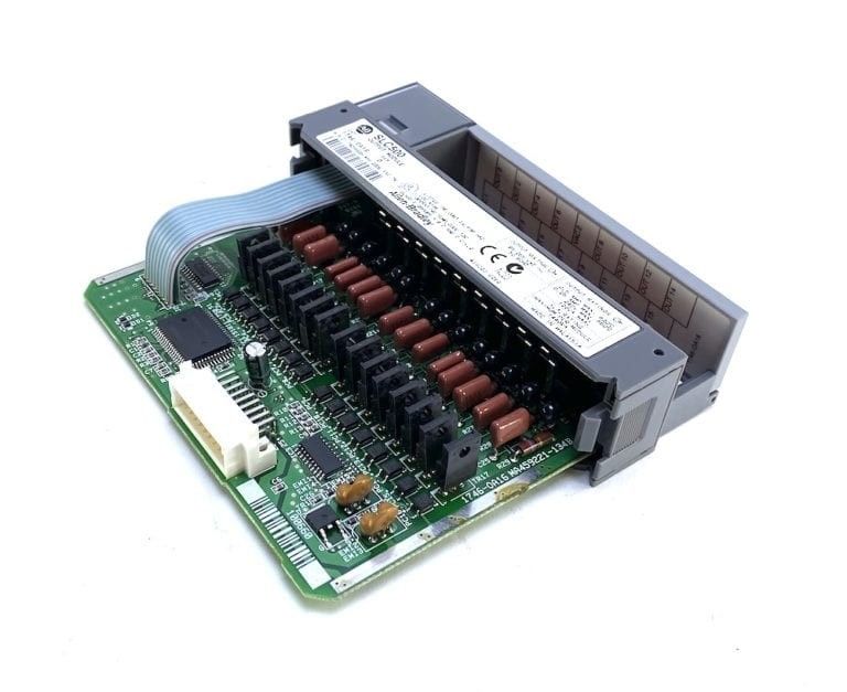 AB 1746-OA16入力/出力モジュール16の出力85-265ボルトAC 370 MAバックプレーンの現在の負荷