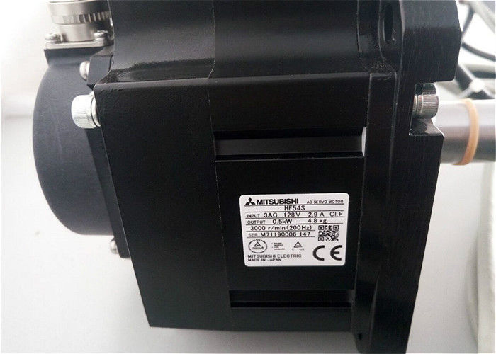 真新しい三菱HF54S Industial ACサーボ モーターHFシリーズ0.5KW 3AC 128V 2.9A 3000r/min