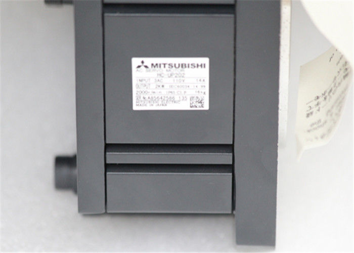 三菱2.0KW産業サーボ モーターHC-UF202 3AC 110V 24A 2000R/MIN
