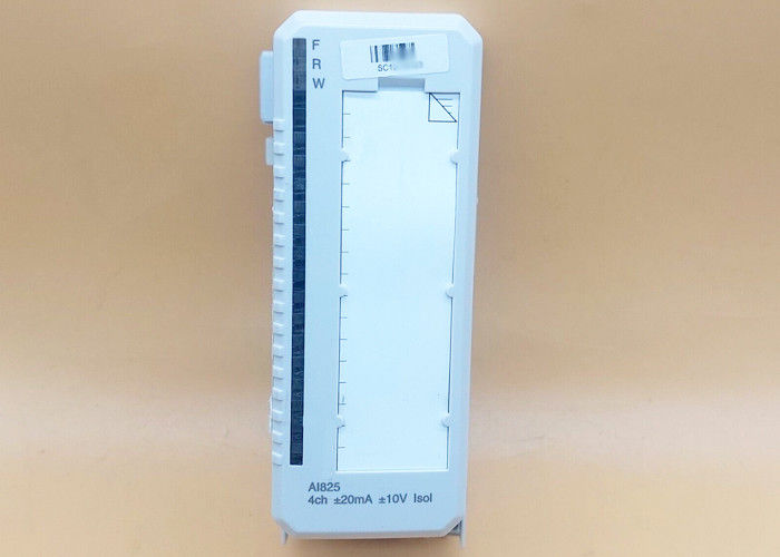 3BSE036456R1 AI825 S800のアナログ入力モジュール8ch 14のかまれたプラス符号入力/出力モジュールを