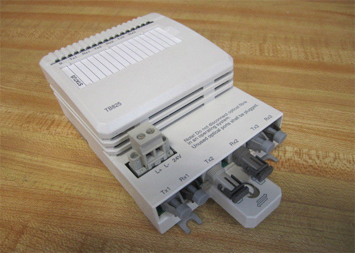 新しいABB S800入力/出力モジュール3BSE036634R1 TB825多モードModulebusの光学媒体Coverter