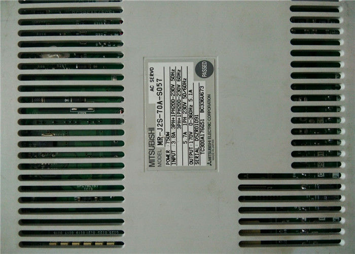 新しい三菱電機750W 3Phase ACサーボ モーター運転者MR-J2S-70A-S057のアンプ