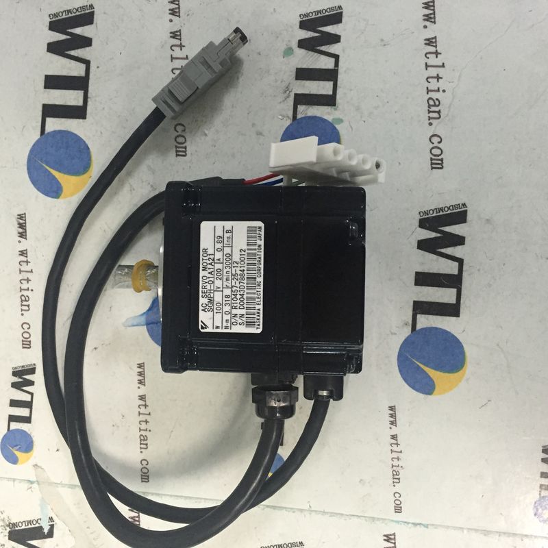 ヤスカワ SGMPH-01A1A21 AC産業用サーボモーター 100W 200V 全新