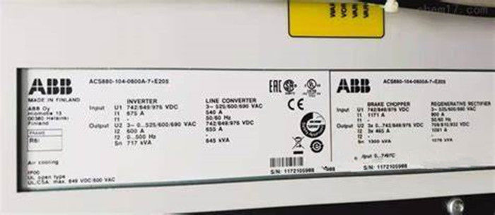 ABB ACS800-104-0105-7 ACインバーター 周波数変換器 34 kg 2本のワイヤ接続を完了