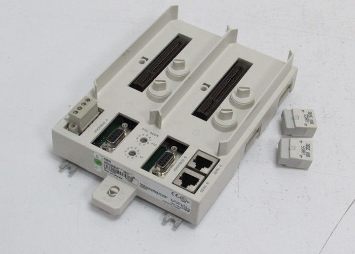 ABB TU846 3BSE022460R1 CI840用の電源コネクタ付きモジュール終了ユニット