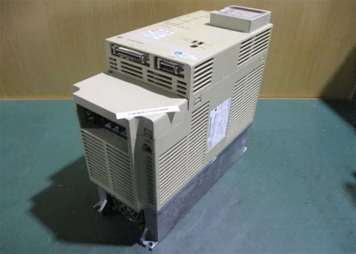 ヤスカワ サーボドライブ SGDB-03ADM オリジナル 新品 0.3kw