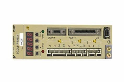 ヤスカワ SGDE-08AS 1 段階 4.4A 200V 750W 1HP 速さ トーク制御 AC サーボドライバー